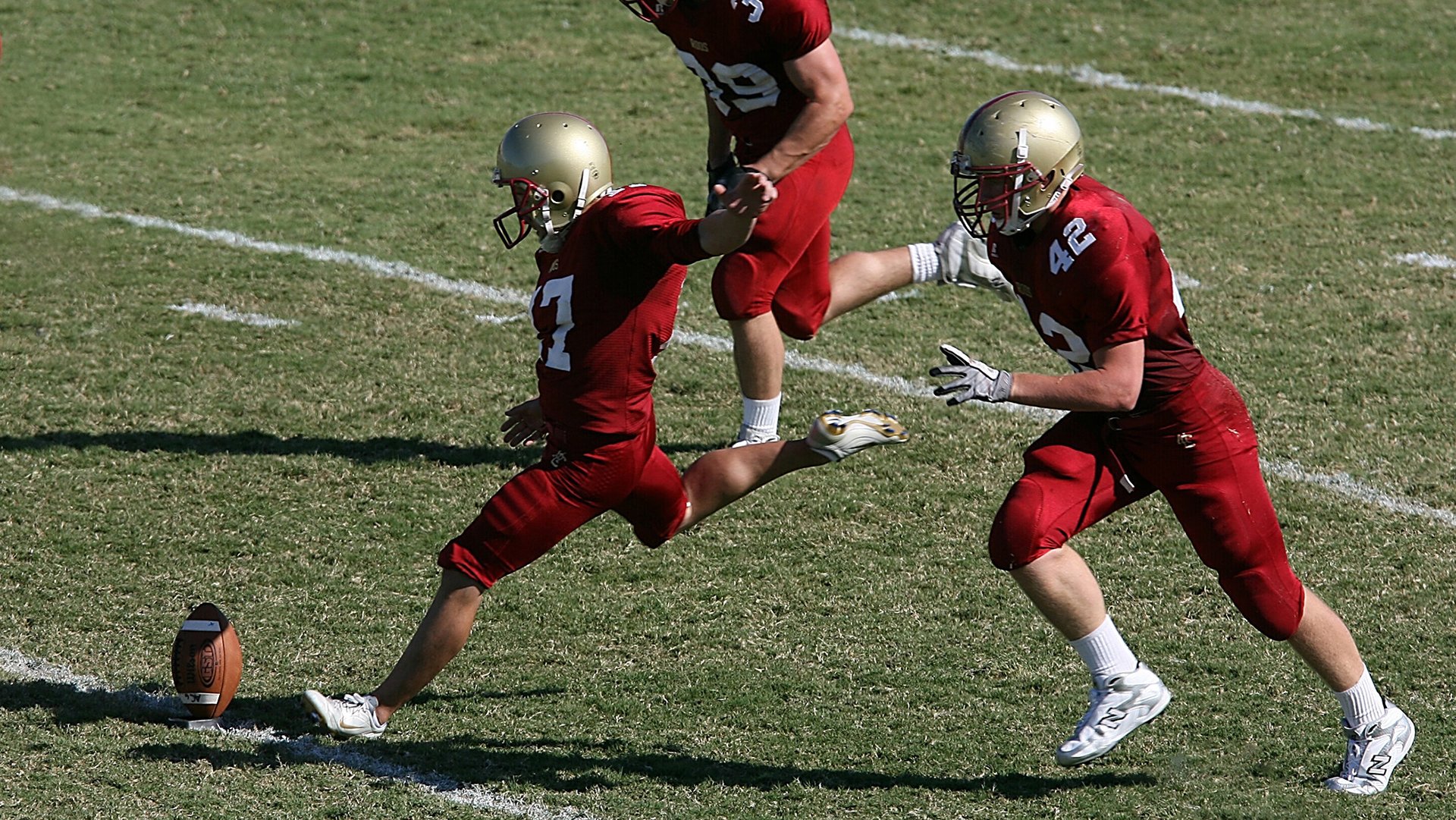 荷兰队在国际比赛中斩获胜仗，信心满满进军决赛，荷兰队经典比赛