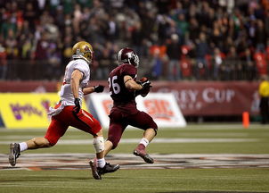 开云官网-北京鸭本土球员逐渐挑起进攻重担，北京鸭男篮新logo